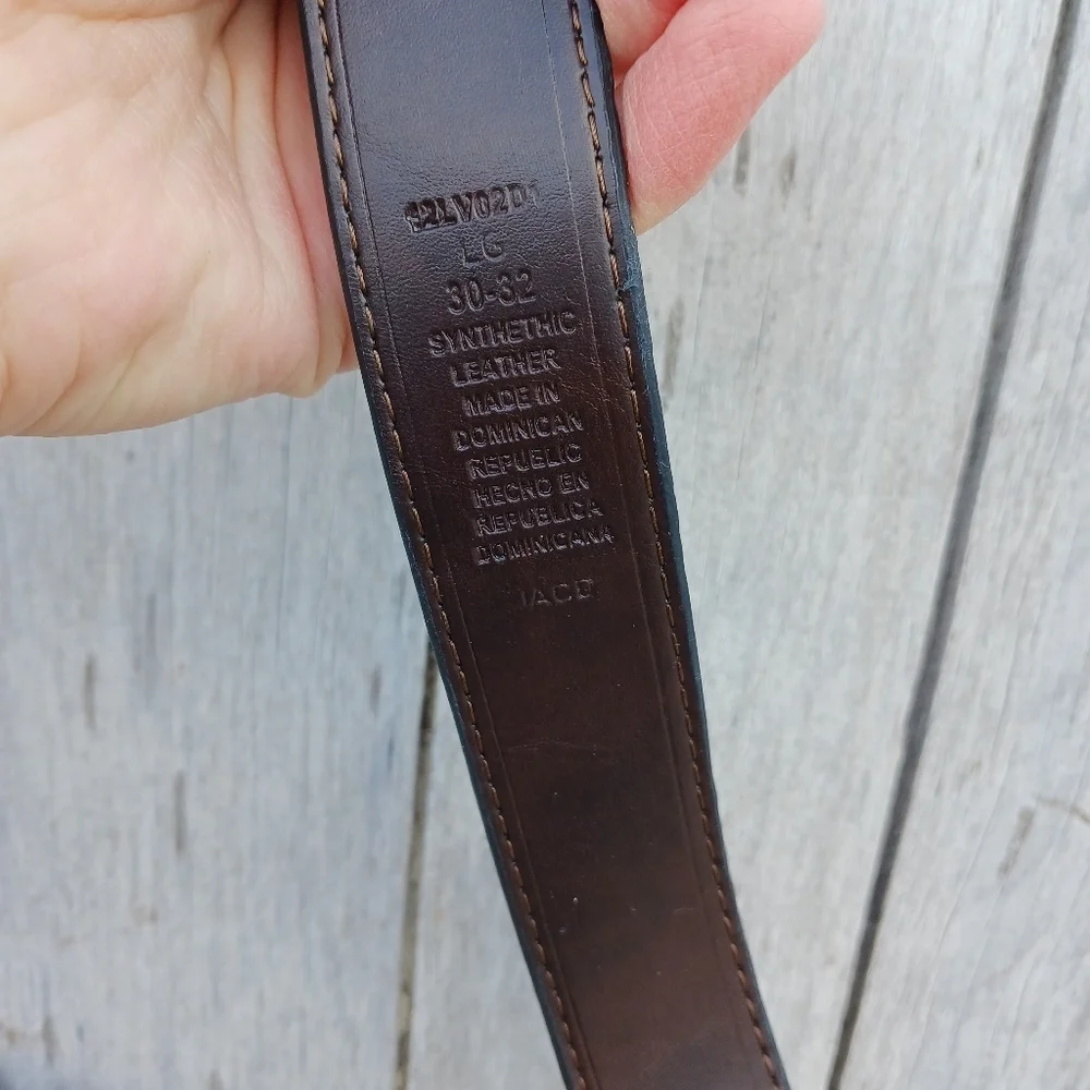 Levis Faux Leather‎ Belt Youth Size L 30/32 Silver Buckle Solid Black Classic